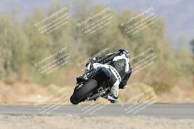 media/Oct-04-2025-CVMA (Sat) [[408bcdd6e4]]/Race 13-Amateur Supersport Open/